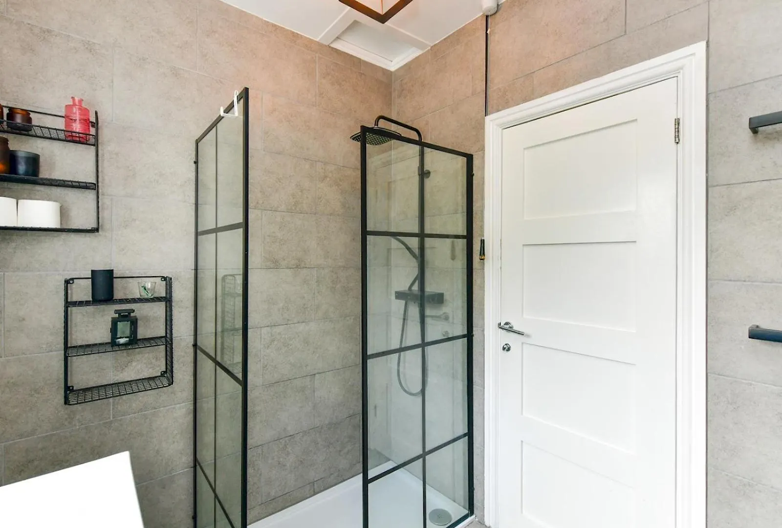 Pass The Keys Two Bedroom Canton Retreat Cardiff Apartment